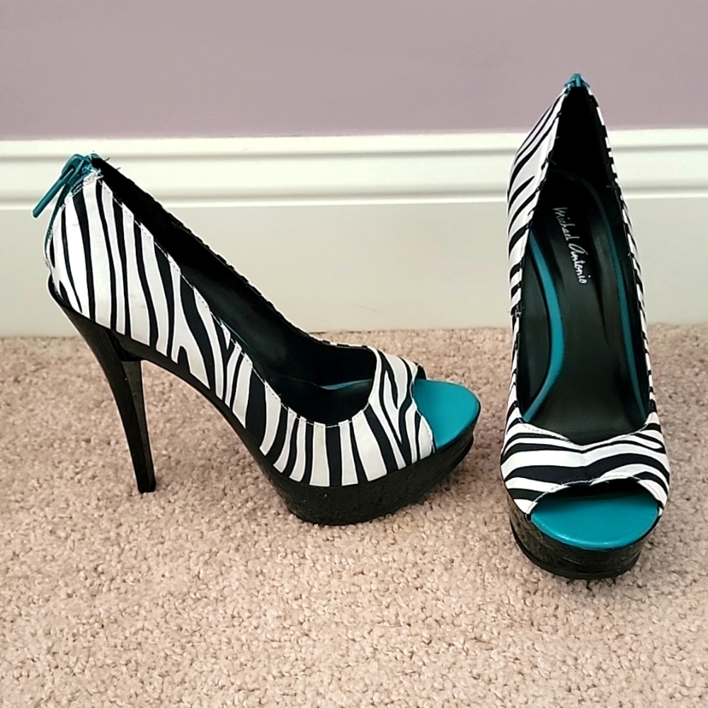 Zebra Print high heels - Picture 2 of 6